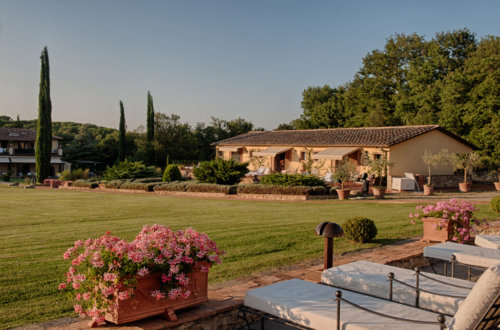 5-esterno-giardino-gallery